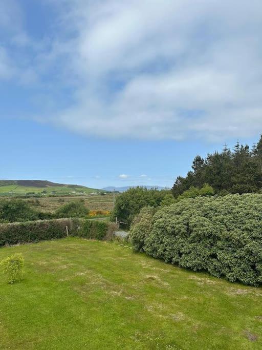Rosie'S Pad Villa Louisburgh Esterno foto