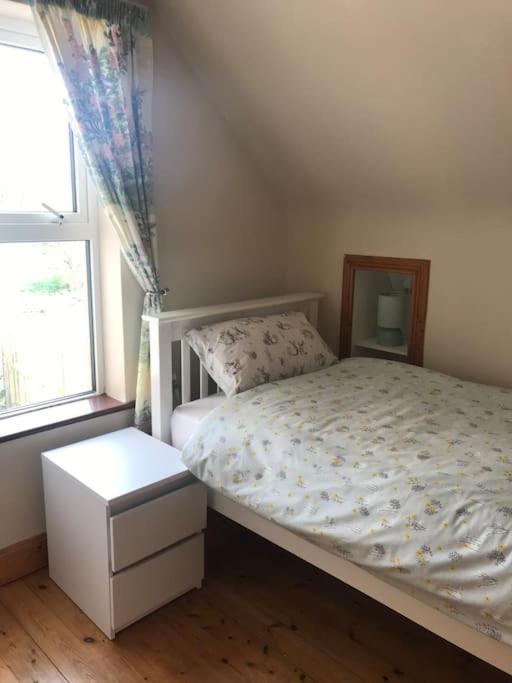 Rosie'S Pad Villa Louisburgh Esterno foto